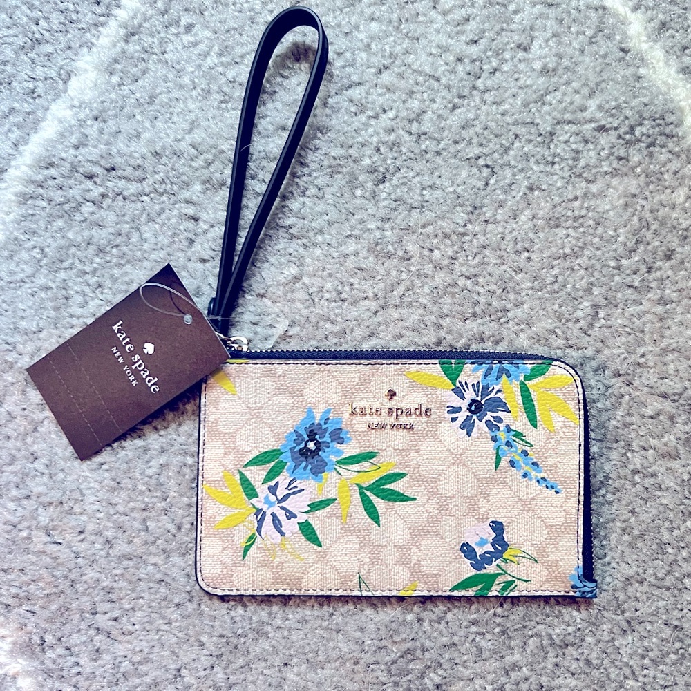 NWT ♠️ Kate Spade ♠️ Tan and Blue Card Holder Wristlet with Floral Design